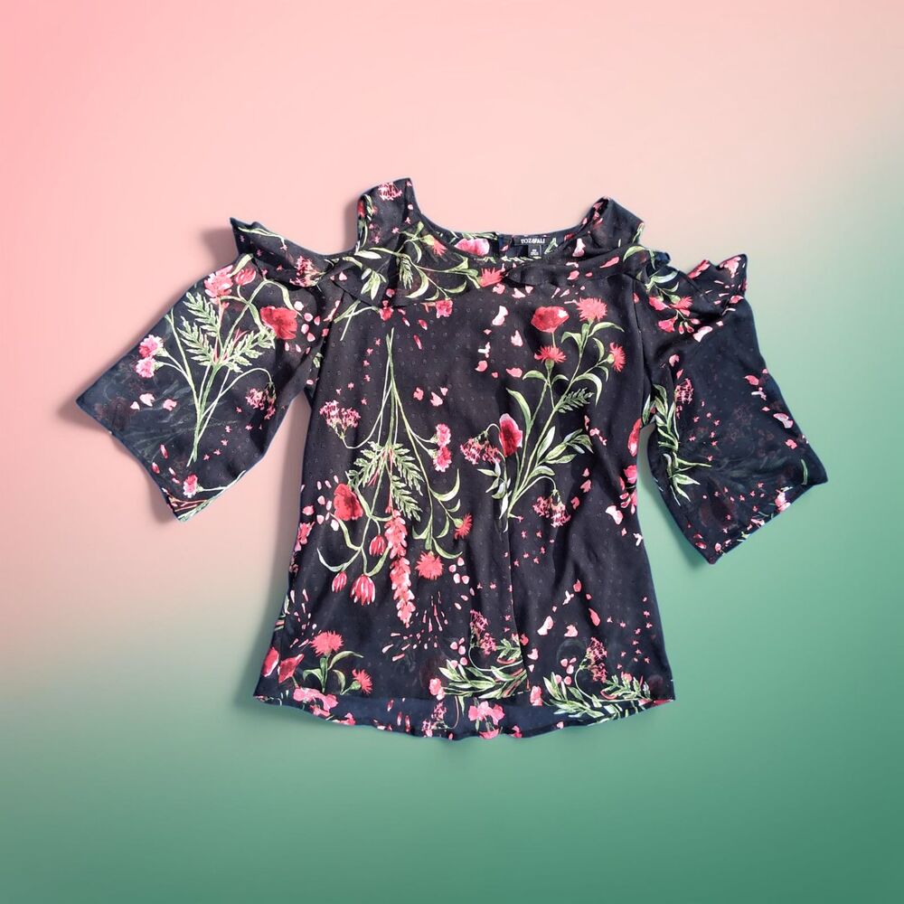 ROZ & ALI 2X Cold Shoulder Floral Swiss Dot Ruffle Accent Blouse Top